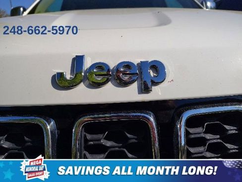Used 2018 Jeep Grand Cherokee Limited AWD/4WD image 7