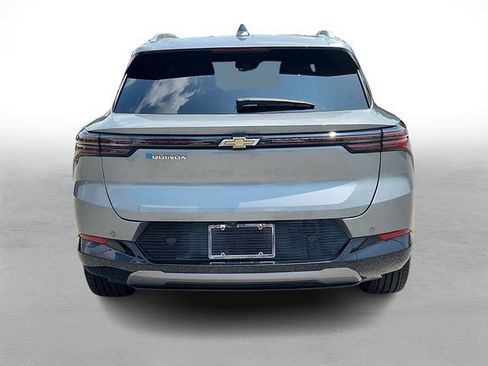 Used 2024 Chevrolet Equinox EV LT FWD image 5