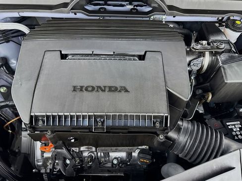 Used 2025 Honda Pilot Sport image 39