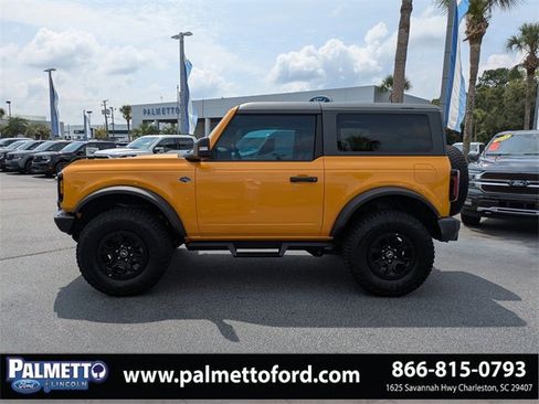 Used 2022 Ford Bronco Wildtrak image 7