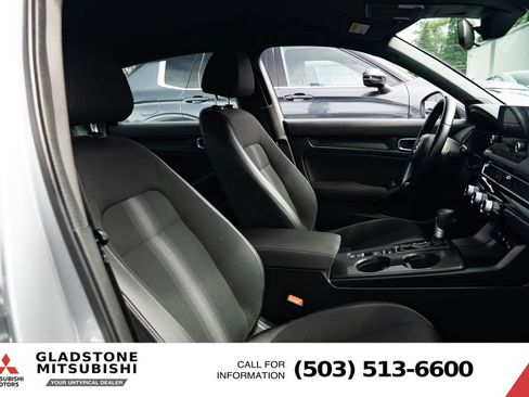 Used 2025 Honda Civic Sport image 26