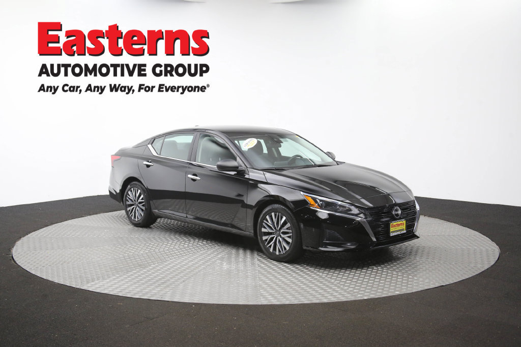 Used 2024 Nissan Altima 2.5 SV FWD image 51