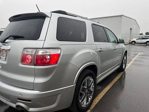 Used 2011 GMC Acadia Denali FWD image 4