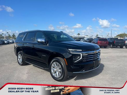 Used 2025 Chevrolet Tahoe Premier RWD image 2