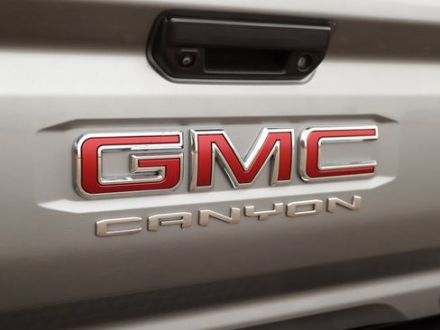 Used 2023 GMC Canyon Elevation w/ Convenience Package image 36