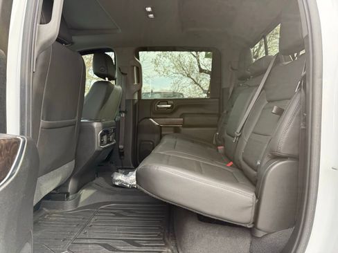 Used 2020 GMC Sierra 3500 Denali w/ Denali Ultimate Package AWD/4WD image 17