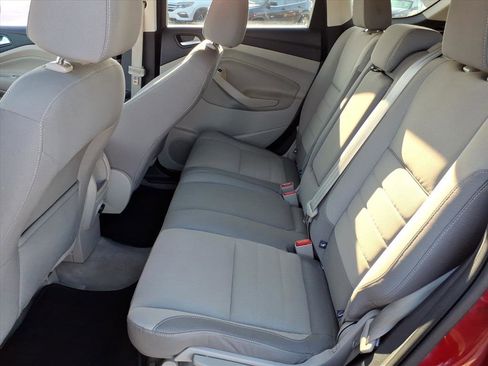 Used 2013 Ford Escape SE w/ Class II Trailer Tow Pkg image 12