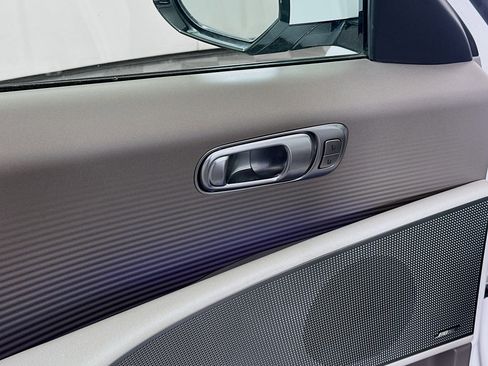 Used 2023 Hyundai Ioniq 6 Limited image 15