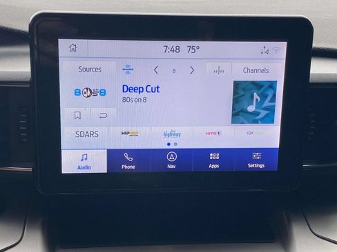 Used 2021 Ford Explorer XLT w/ Equipment Group 202A AWD/4WD image 26