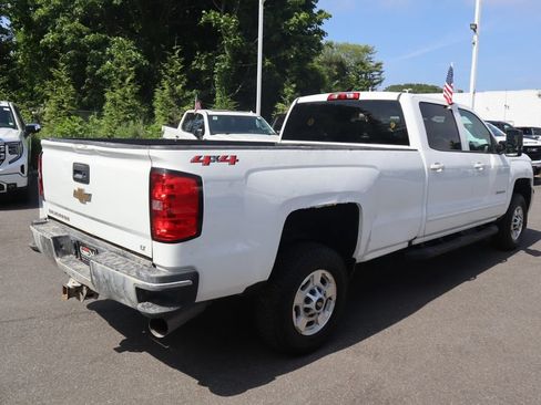 Used 2019 Chevrolet Silverado 2500 LT AWD/4WD image 4