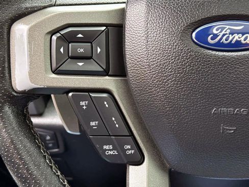 Used 2018 Ford F150 Raptor w/ Equipment Group 802A Luxury image 26