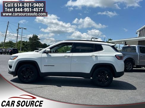 Used 2020 Jeep Compass Latitude FWD image 2