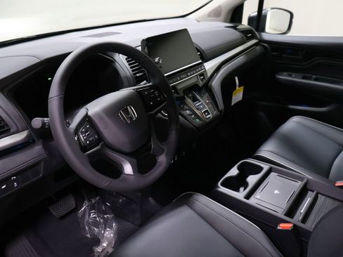 New 2026 Honda Odyssey Touring image 25