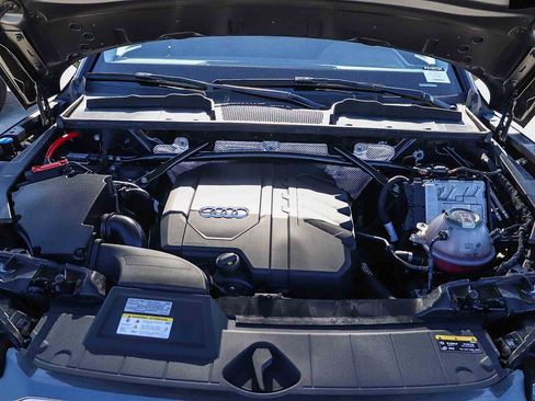 Used 2023 Audi Q5 2.0T Premium w/ Convenience Package image 41