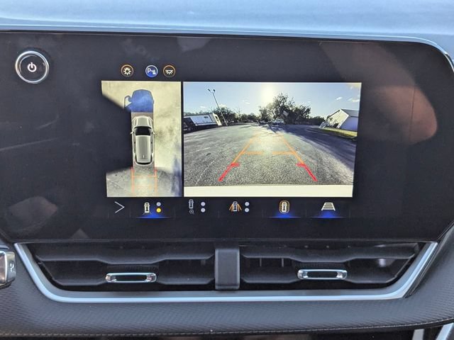 Used 2025 Chevrolet Equinox LT w/ Convenience Package II AWD/4WD image 25