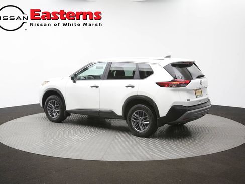 Used 2023 Nissan Rogue S AWD/4WD image 59
