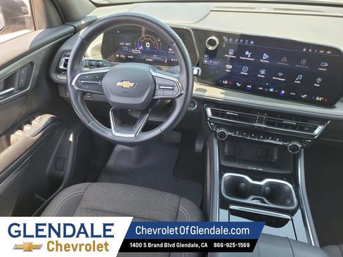 Certified 2024 Chevrolet Traverse LT AWD/4WD image 23