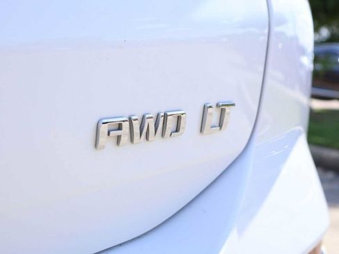 Used 2021 Chevrolet Equinox LT AWD/4WD image 7