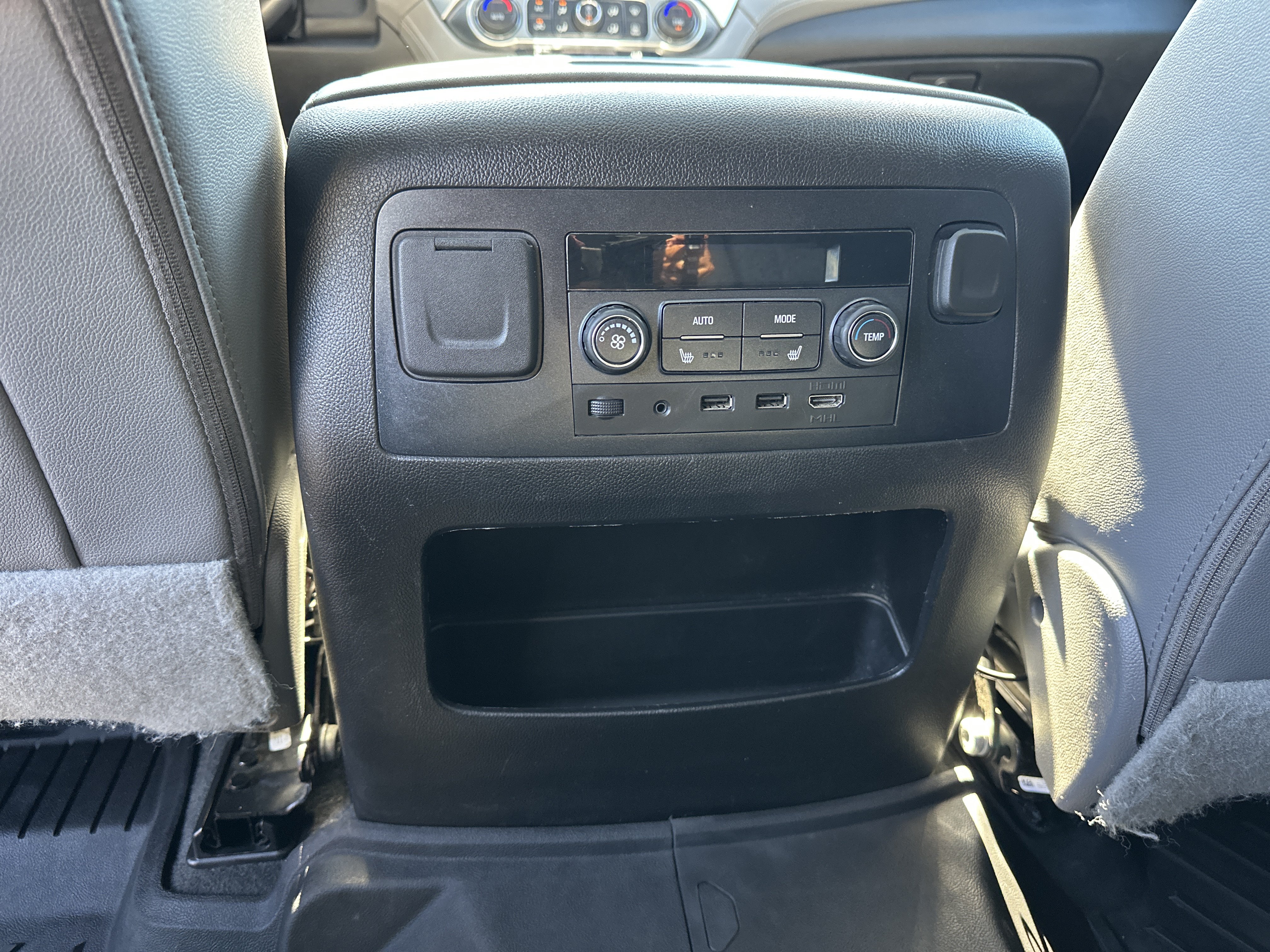 Used 2020 Chevrolet Suburban LT AWD/4WD image 22