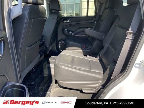 Used 2018 Chevrolet Tahoe LT w/ Off-Road Package AWD/4WD image 28