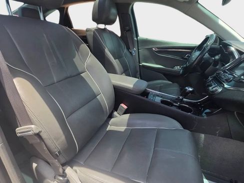 Used 2014 Chevrolet Impala LTZ FWD image 12