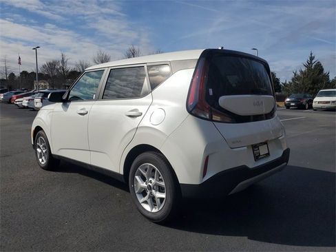 New 2025 Kia Soul LX w/ LX Technology Package image 6
