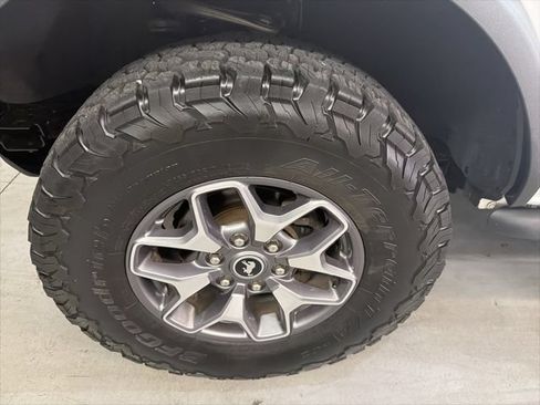 Used 2023 Ford Bronco Badlands AWD/4WD image 18