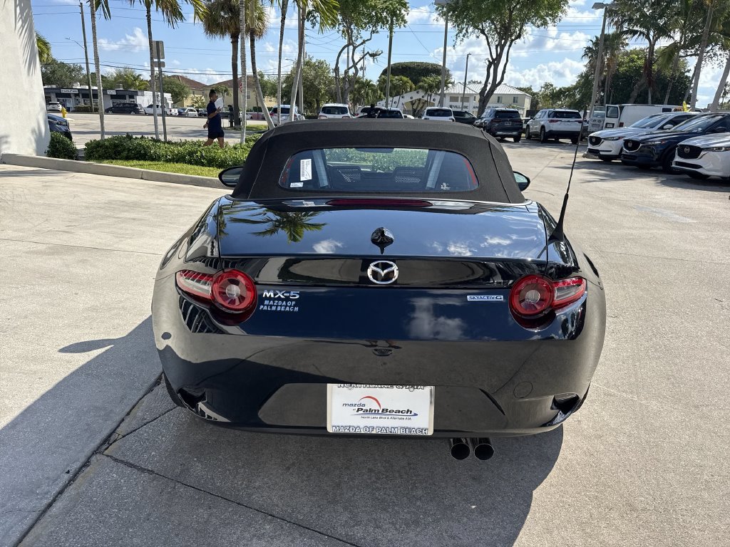 New 2026 MAZDA MX-5 Miata Grand Touring RWD image 2
