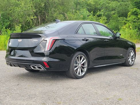 Certified 2026 Cadillac CT4 V AWD/4WD image 5