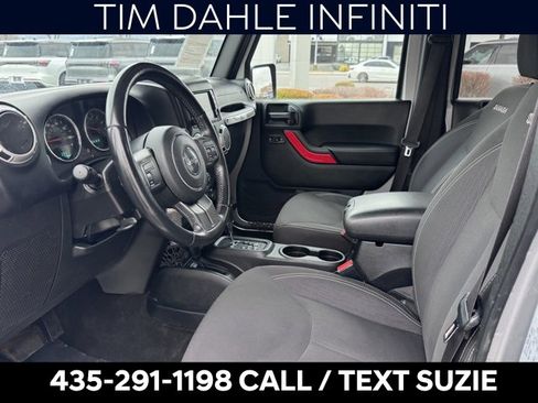 Used 2018 Jeep Wrangler Unlimited Sahara image 10