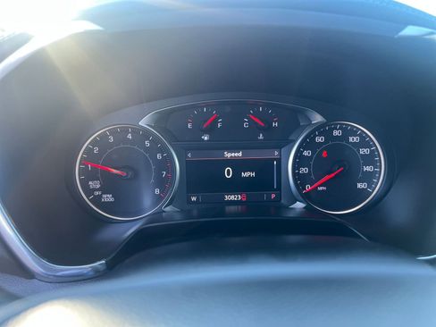 Used 2025 Chevrolet Blazer LT image 41