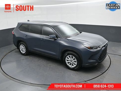 Certified 2024 Toyota Grand Highlander XLE image 42