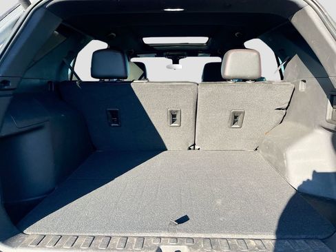 Used 2024 Chevrolet Equinox RS w/ RS Leather Package image 24