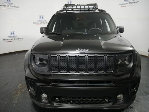 Used 2021 Jeep Renegade Latitude image 2