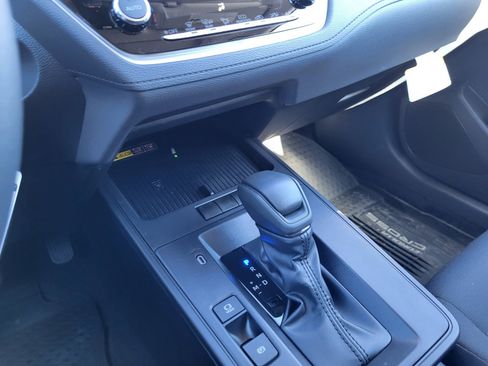 Certified 2026 Toyota Corolla Cross LE w/ Moonroof Package image 12