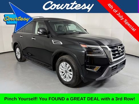 Used 2024 Nissan Armada SV AWD/4WD image 1