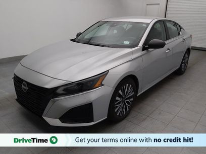 Used 2024 Nissan Altima 2.5 SV