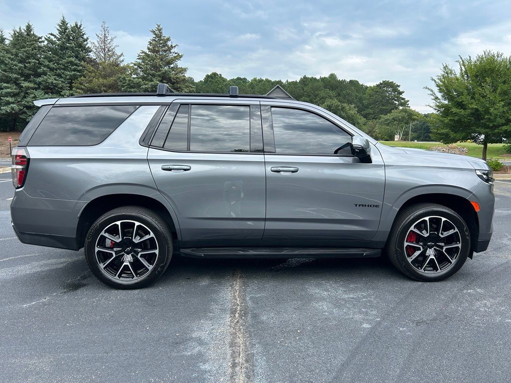 Used 2022 Chevrolet Tahoe RST w/ Luxury Package RWD image 26