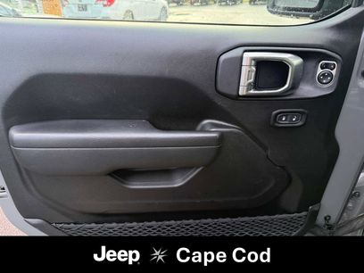 Used 2023 Jeep Wrangler Unlimited w/ Cold Weather Group