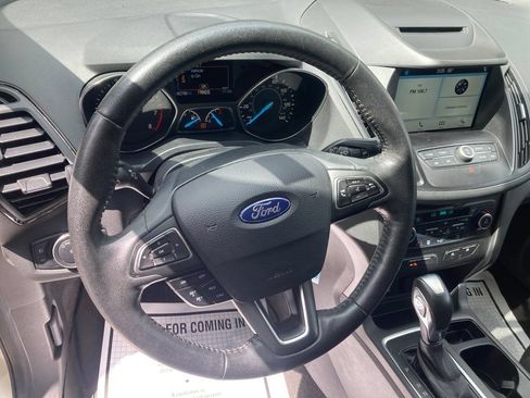 Used 2018 Ford Escape SEL AWD/4WD image 18