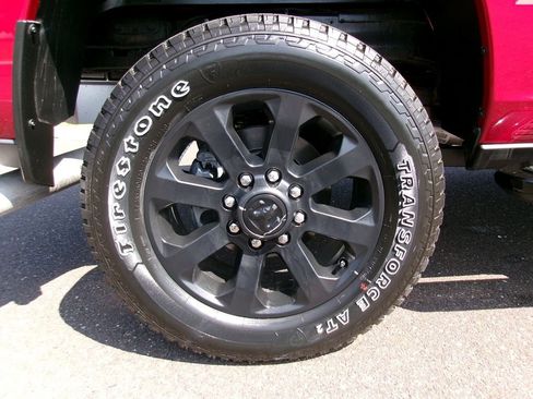 New 2026 RAM 2500 Laramie AWD/4WD image 13