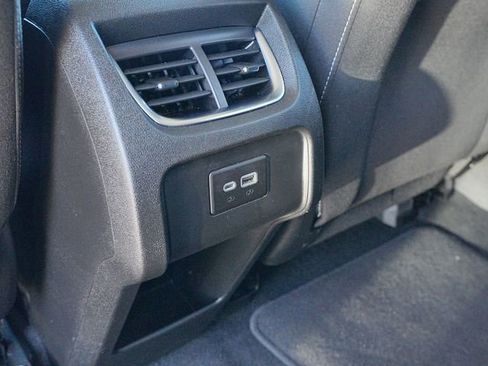Used 2025 Chevrolet Blazer LT AWD/4WD image 20