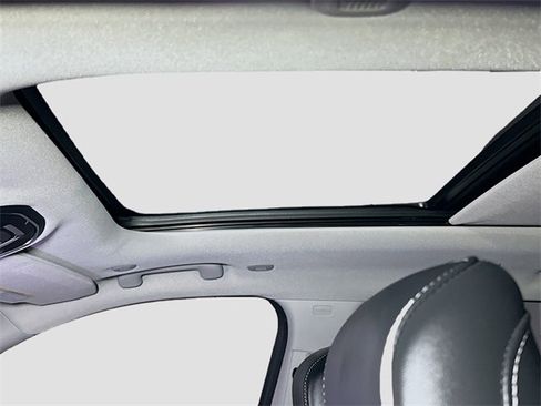 Used 2022 Jeep Grand Cherokee L Limited image 33