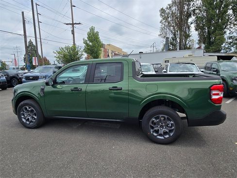New 2025 Ford Maverick XLT w/ XLT Luxury Package image 8