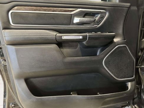 Used 2020 RAM 1500 Laramie AWD/4WD image 32