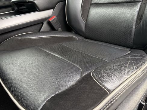 Used 2024 RAM 1500 Laramie image 25