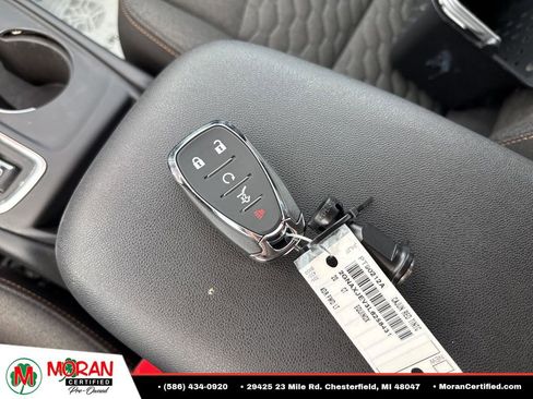 Used 2020 Chevrolet Equinox LT w/ Driver Convenience Package FWD image 31