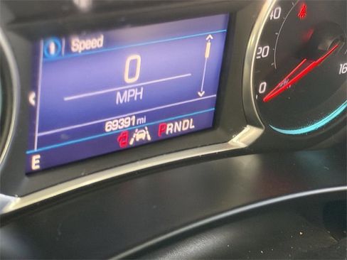 Used 2022 Chevrolet Equinox LT image 9