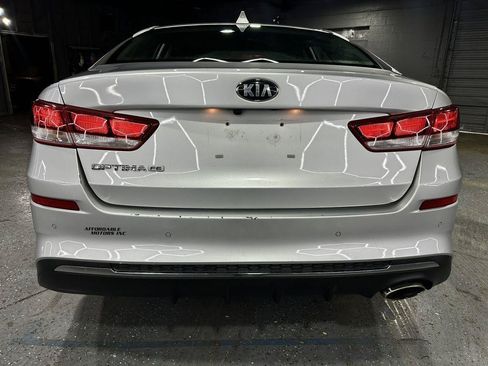 Used 2018 Kia Optima LX FWD image 5