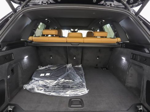 New 2026 BMW X5 xDrive40i w/ M Sport Package image 25